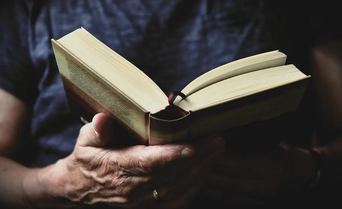 How to Start a Library Book Club in the UK: A Step-by-Step Guide